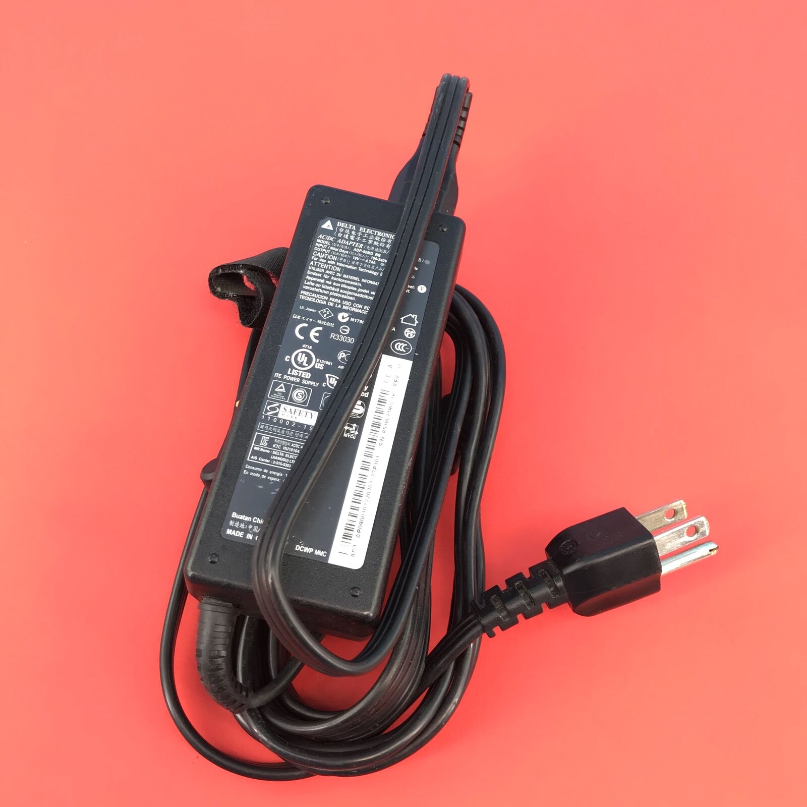 *Brand NEW* Delta Electronics 19V-4.74A AC Laptop Adapter ADP-90MD BB POWER Supply